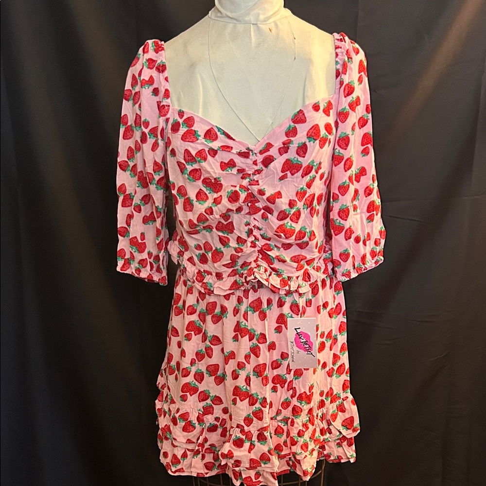 Strawberry Print Pink set